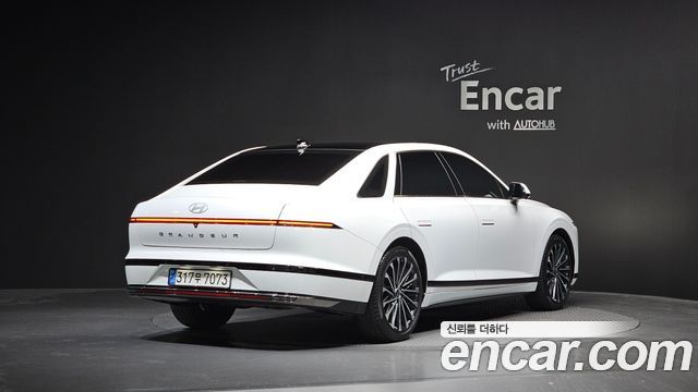 Hyundai Grandeur GN7, гибрид Calligraphy - фото 1