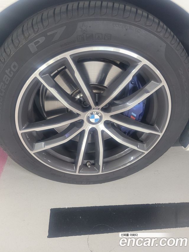 BMW 5-Series G30 520i M Sport - фото 3
