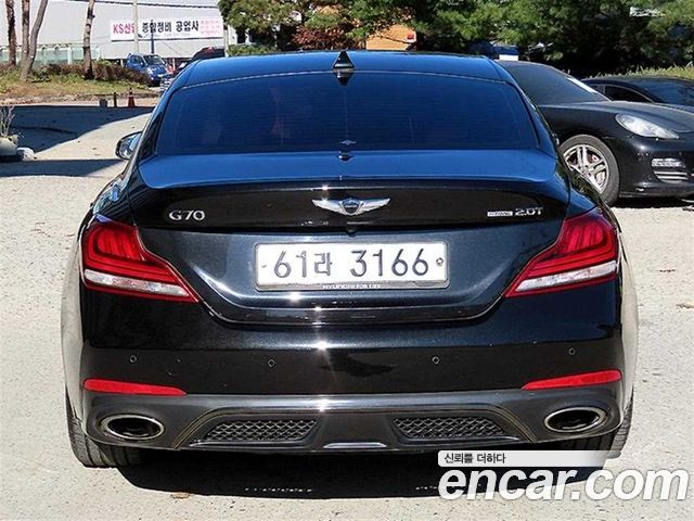 Genesis G70 2.0T AWD Supreme - фото 3