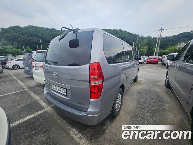 Hyundai Starex Новый Van 5-Seater Smart - фото 1