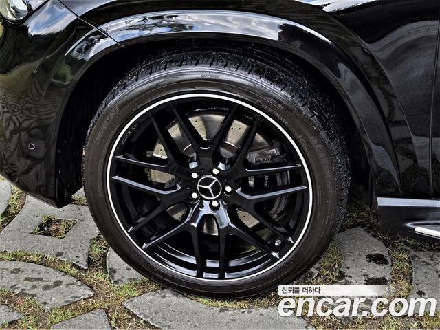Mercedes-Benz GLE-Class W167 GLE400d 4MATIC Coupe - фото 4