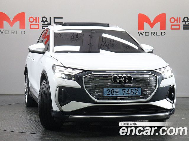 Audi Q4 e-tron F4 45 Premium - фото 1