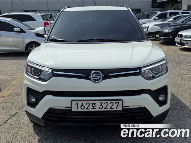 SsangYong Tivoli Gasoline 1.5 2WD V3 - фото 1