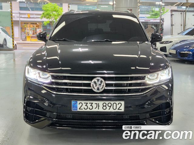 Volkswagen Tiguan 2-го поколения 2.0 TDI Premium - фото 2