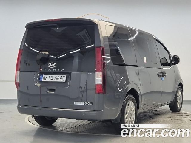 Hyundai Staria HEV 1.6 Cargo 5-Seater Modern - фото 2