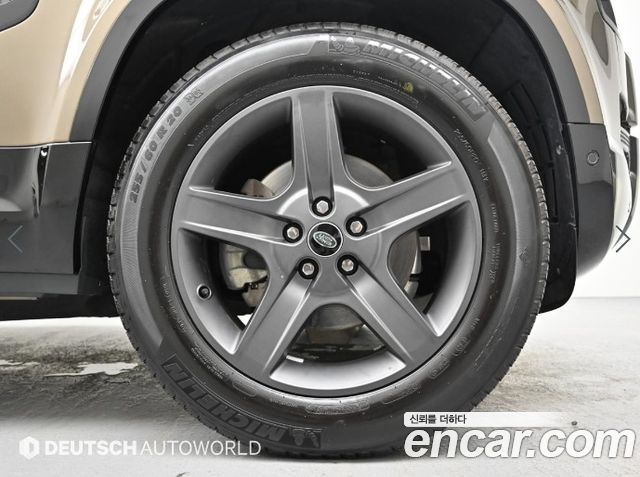 Land Rover Defender L663 110 P300 X-Dynamic SE - фото 4