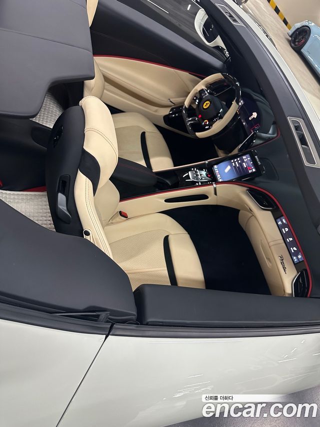 Ferrari Roma 3.9 Spider - фото 2