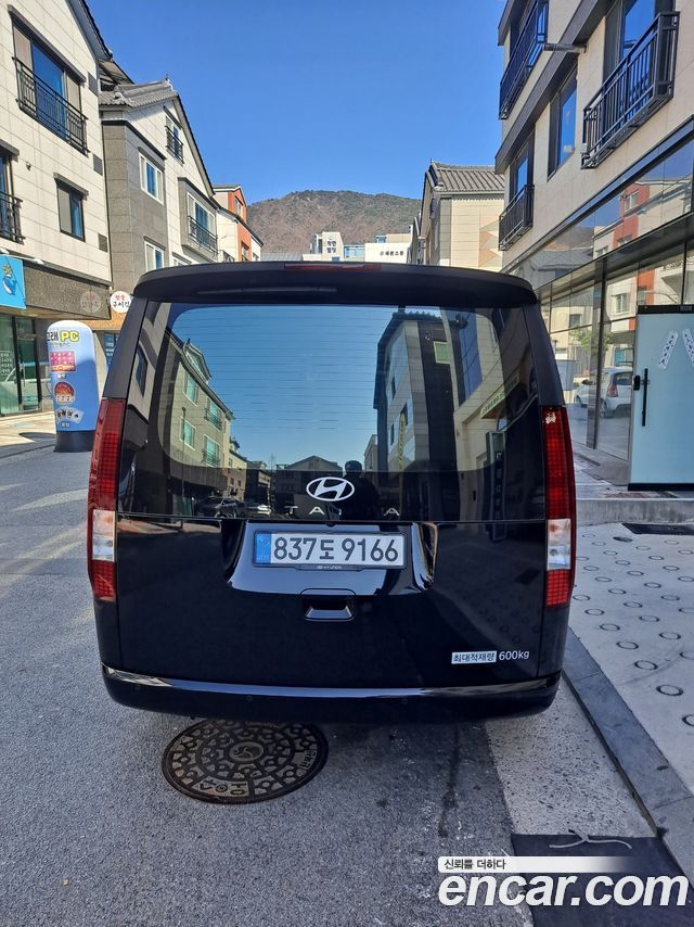 Hyundai Staria Cargo 5-Seater Modern - фото 3