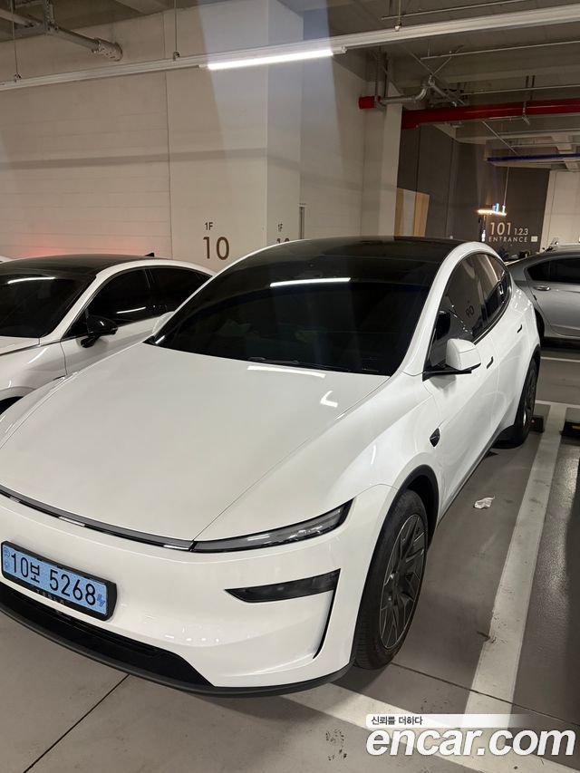 Tesla Model Y L Long Range AWD - фото 4