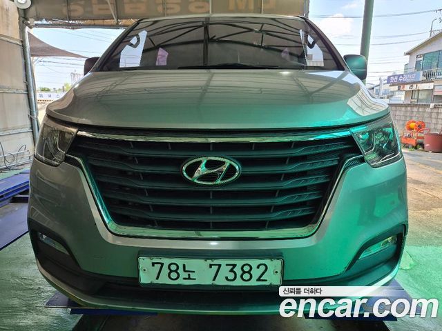 Hyundai Starex Новый Wagon 12-Seater Style - фото 0