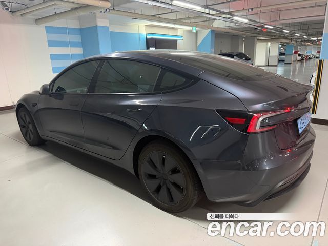 Tesla Model 3 RWD - фото 1