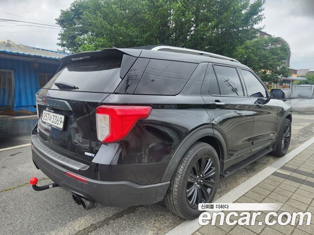 Ford Explorer 6-го поколения 2.3 LimIted 4WD - фото 2