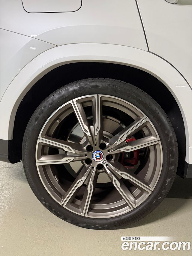 BMW X6 G06 M50i - фото 2