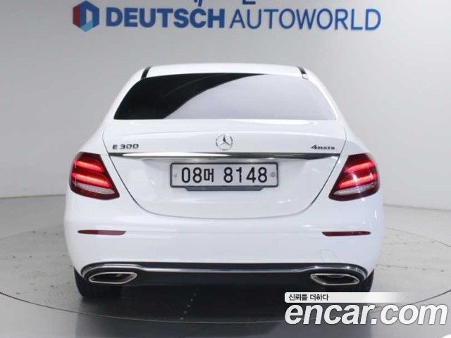 Mercedes-Benz E-Class W213 E300 4MATIC Avnatgarde - фото 1