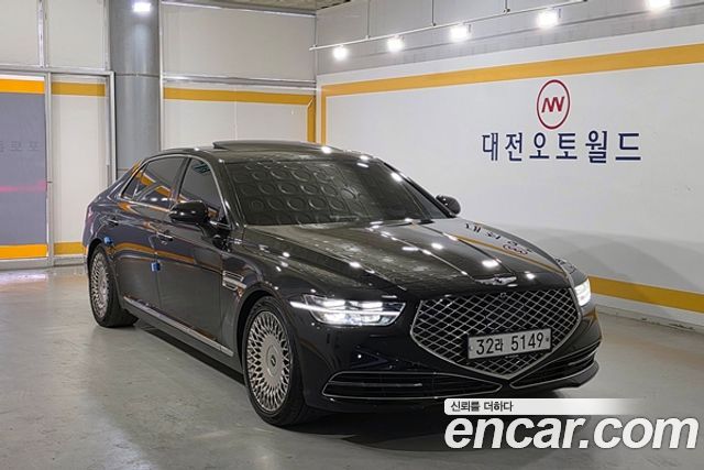 Genesis G90 3.3 T AWD Premium Luxury - фото 0