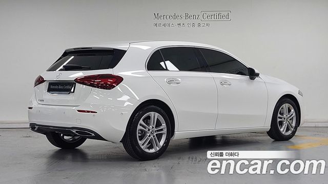 Mercedes-Benz A-Class W177 A220 Hatchback - фото 1