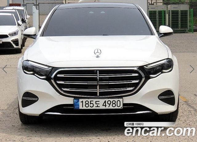 Mercedes-Benz E-Class W214 E300 4MATIC Exclusive - фото 1