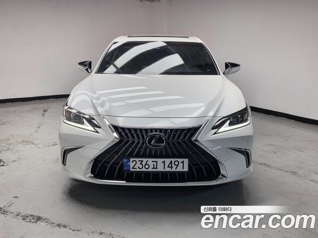 Lexus ES 7-го поколения Luxury Plus - фото 2