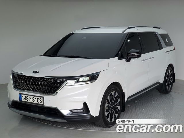 Kia Carnival 4-го поколения 9-Seater Signature - фото 0