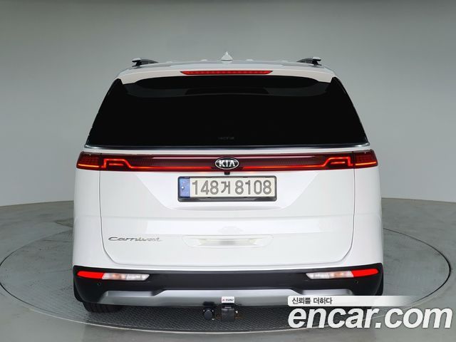 Kia Carnival 4-го поколения 9-Seater Signature - фото 3