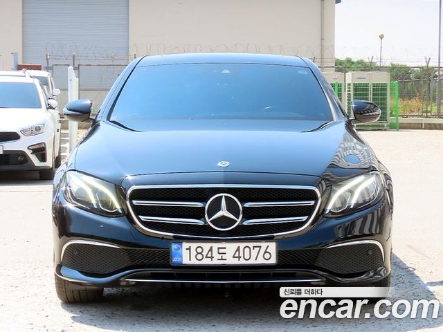 Mercedes-Benz E-Class W213 E250 Avantgarde - фото 0