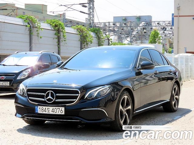 Mercedes-Benz E-Class W213 E250 Avantgarde - фото 1
