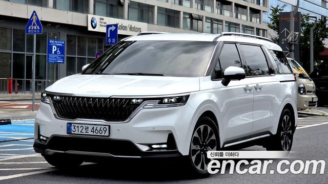 Kia Carnival 4-го поколения 9-Seater Signature - фото 0