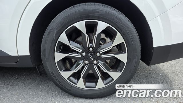 Kia Carnival 4-го поколения 9-Seater Signature - фото 4