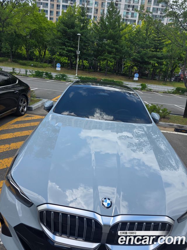 BMW 5-Series G60 520i M Sport - фото 4