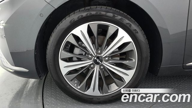Kia K8 гибрид Noblesse - фото 4