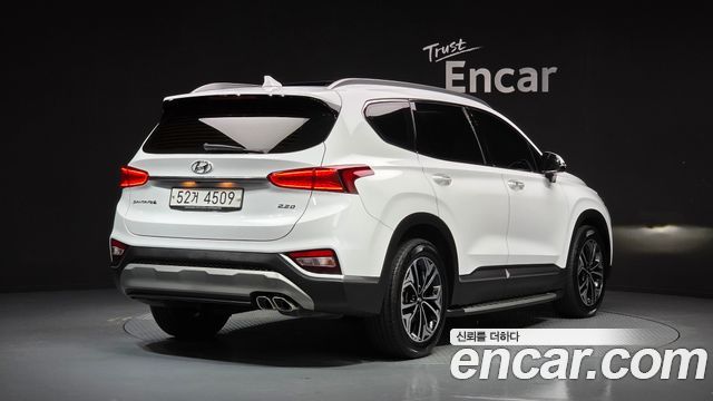Hyundai Santafe TM Diesel 2.2 2WD Prestige - фото 1