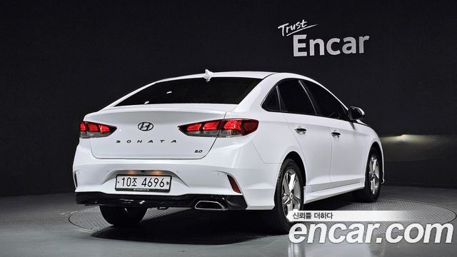 Hyundai Sonata 2.0 Smart Choice - фото 1