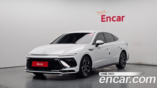 Hyundai Sonata DN8 2.0 S - фото 0
