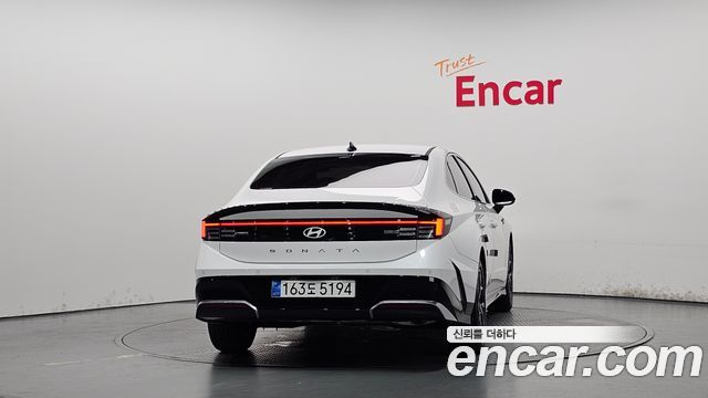 Hyundai Sonata DN8 2.0 S - фото 3