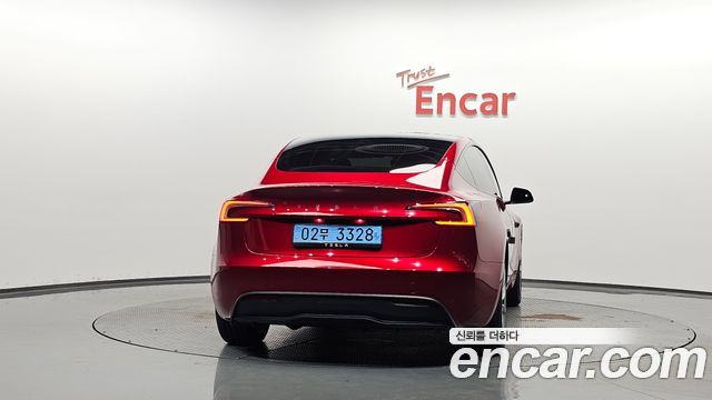 Tesla Model 3 RWD - фото 2