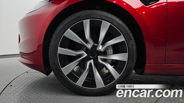 Tesla Model 3 RWD - фото 3
