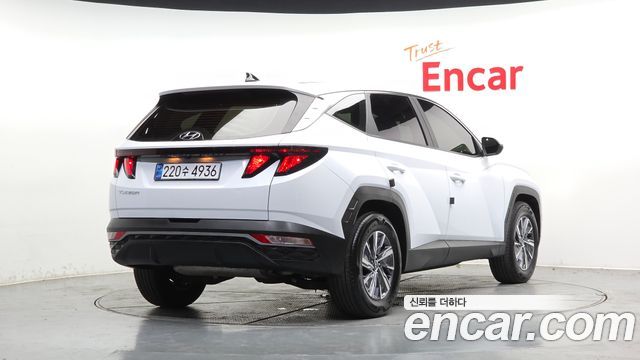 Hyundai Tucson NX4, гибрид Modern 2WD - фото 1