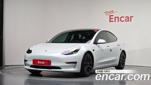 Tesla Model 3 Standard Range Plue RWD - фото 0