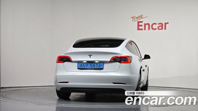 Tesla Model 3 Standard Range Plue RWD - фото 4