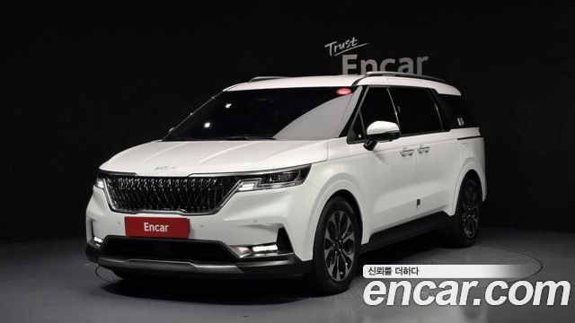 Kia Carnival 4-го поколения 7-Seater Noblesse - фото 0