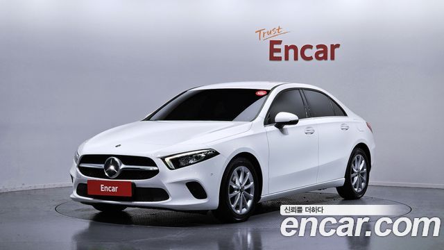 Mercedes-Benz A-Class W177 A220 Sedan - фото 0