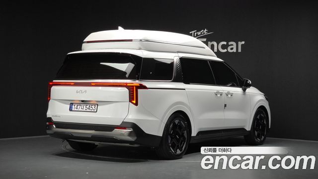 Kia Carnival Новый 4-го поколения Gasoline 4-Seater Hi Limousine Signature - фото 1