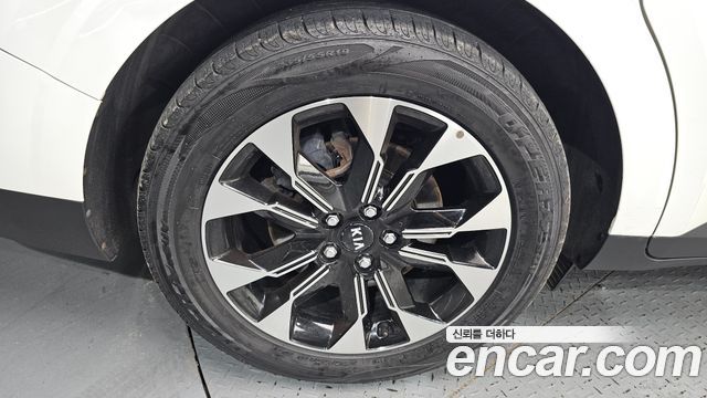 Kia Carnival 4-го поколения 9-Seater Noblesse - фото 4