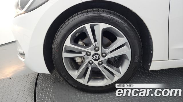 Hyundai Avante AD 1.6 GDI Value Plus - фото 4