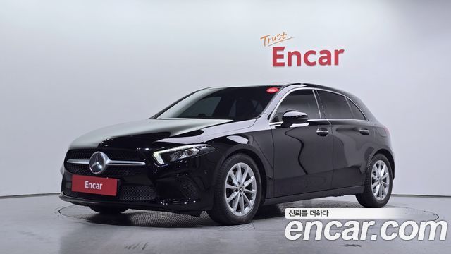 Mercedes-Benz A-Class W177 A220 Hatchback - фото 0
