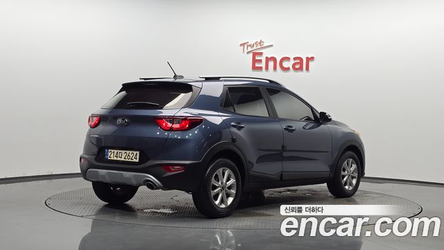 Kia Stonic 1.4 Deluxe - фото 1