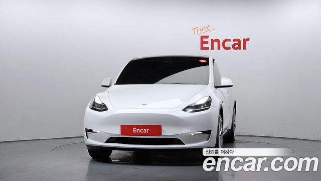 Tesla Model Y Long Range AWD - фото 2