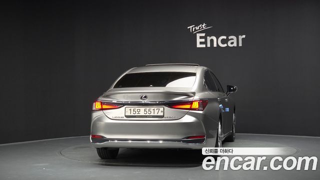 Lexus ES 7-го поколения Executive - фото 3