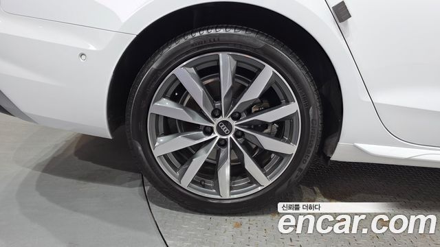 Audi A4 B9 40 TFSI Premium - фото 4