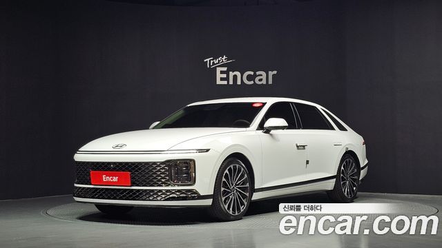 Hyundai Grandeur GN7 2,5 Gasoline 2WD Calligraphy - фото 0